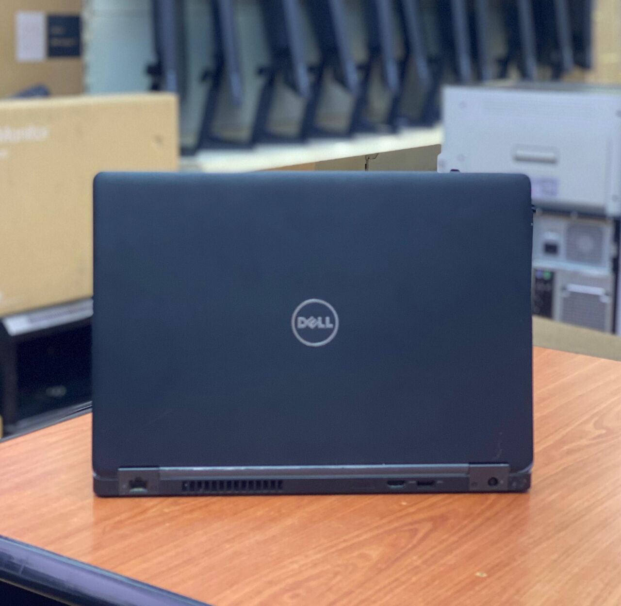East Riffa, Computers, BHD 90,  Special Offer DELL Core I7 8th Generation Business Laptop 14" FHD Screen 8GB RAM 256GB M.2