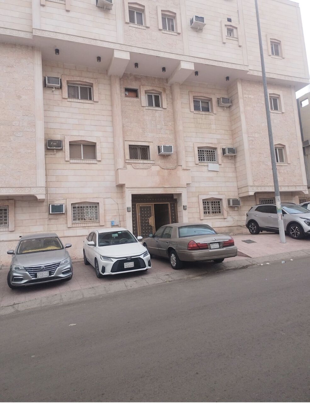 Makkah, Apartments, Flats, Houses & Villas, SAR 500/month,  Furnished,  1 BR,  300 Sq. Meter,  Fraud Aur Harami Admi Se Bachain.
