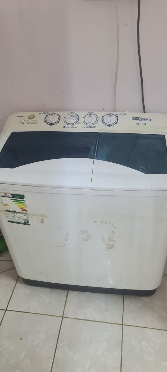 Riyadh, Appliances, SAR 600,  Washing Machine Dining Table Study Table And 1 Gas Cylinder For Sale