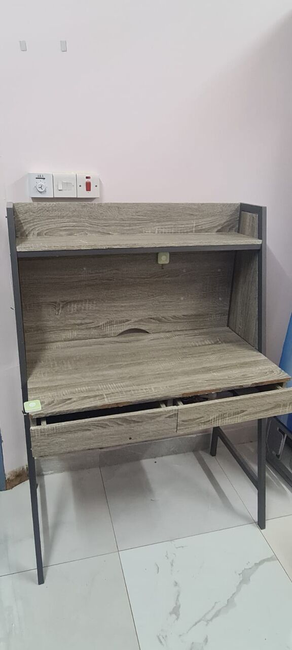 Riyadh, Appliances, SAR 600,  Washing Machine Dining Table Study Table And 1 Gas Cylinder For Sale