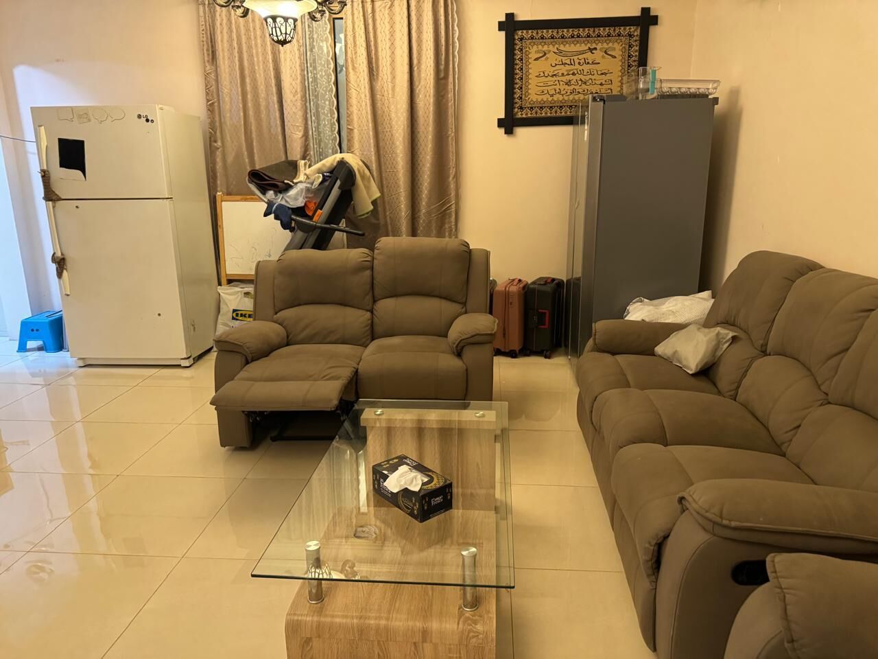 Dammam, Furniture, SAR 2200,  Home Center Recliner Sofa 3+2+1 Seater Good Condition