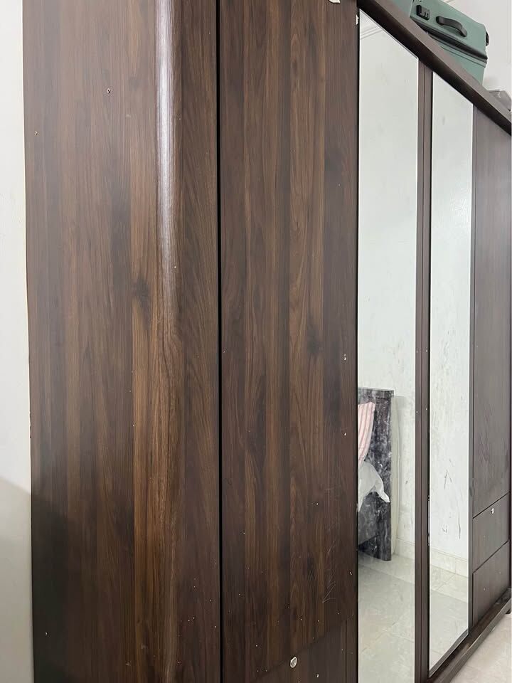 Riyadh, Furniture, SAR 800,  Home Center Bed Room Full Set Coffe Brown- For Sale - Urgent Sale Good Condition - Urgent