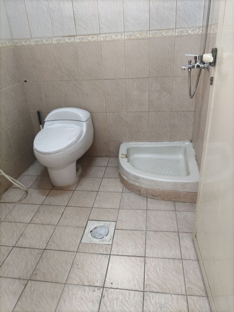 Khobar, Apartments, Flats, Houses & Villas, SAR 20000/year,  2 BR,  Family Apartment For Rent (Two Rooms, Hall, Two Bathrooms, Kitchen)