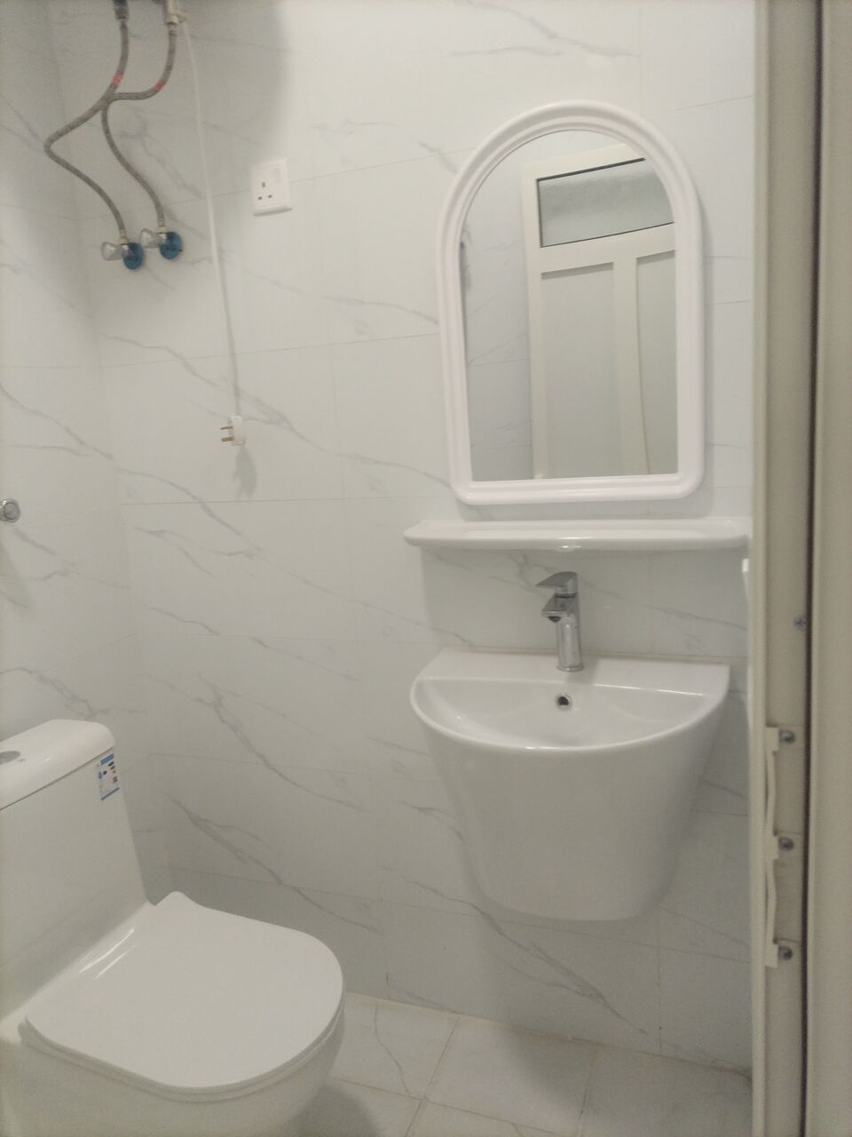 Khobar, Apartments, Flats, Houses & Villas, SAR 22000/year,  2 BR,  Family Apartment For Rent (Two Rooms, Hall, Bathrooms, New Kitchen, Brass Wiring, Availabl