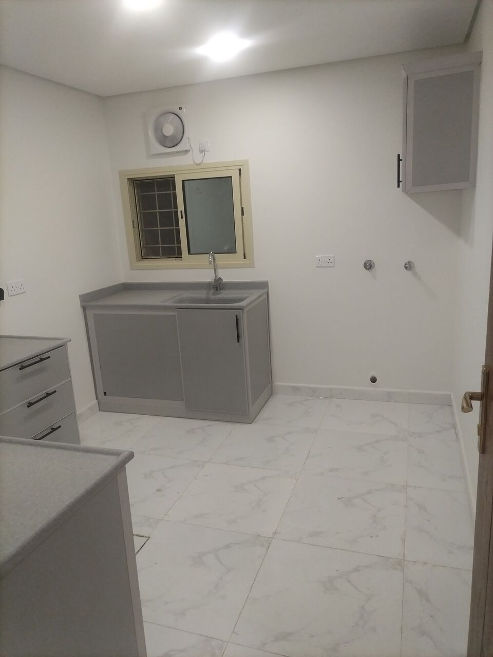 Khobar, Apartments, Flats, Houses & Villas, SAR 22000/year,  2 BR,  Family Apartment For Rent (Two Rooms, Hall, Bathrooms, New Kitchen, Brass Wiring, Availabl