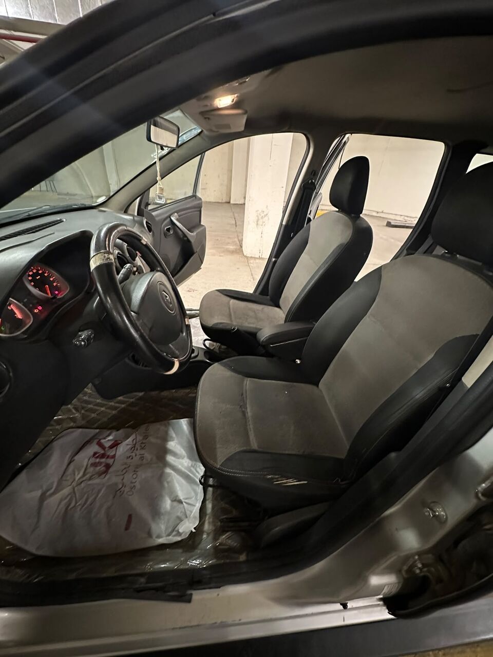 Riyadh, Vehicles, Cars & Trucks , SAR 15000,  Renault Duster,  2015,  Automatic,  295000 KM,   4 Cylinders