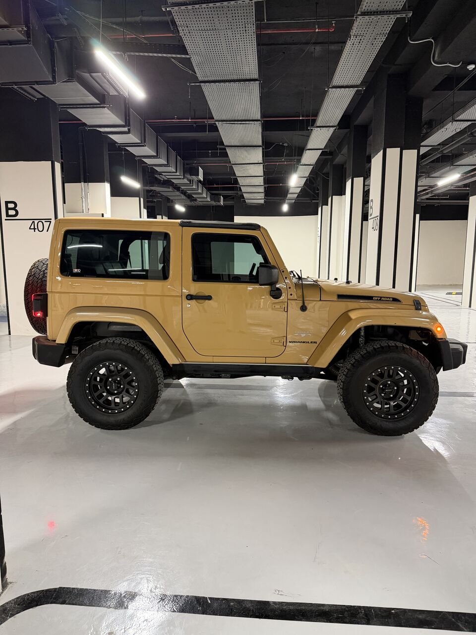 Hara, Vehicles, Cars & Trucks , SAR 50000,  Jeep Wrangler Sahara 4x4,  2014,  Automatic,  208000 KM,