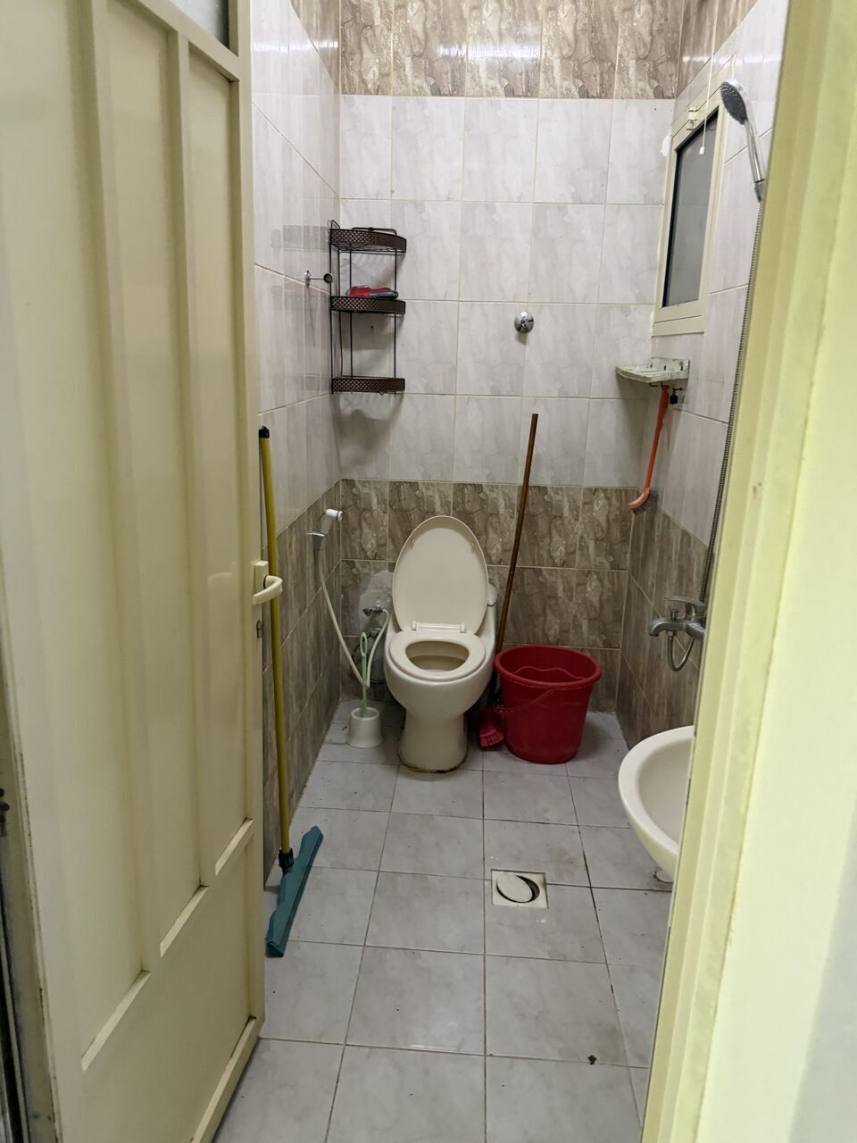 Al Rabie, Rooms for Rent, SAR 650/month,  20 Sq. Meter,  SINGLE ROOM WITH SEPERATE DOOR FOR RENT