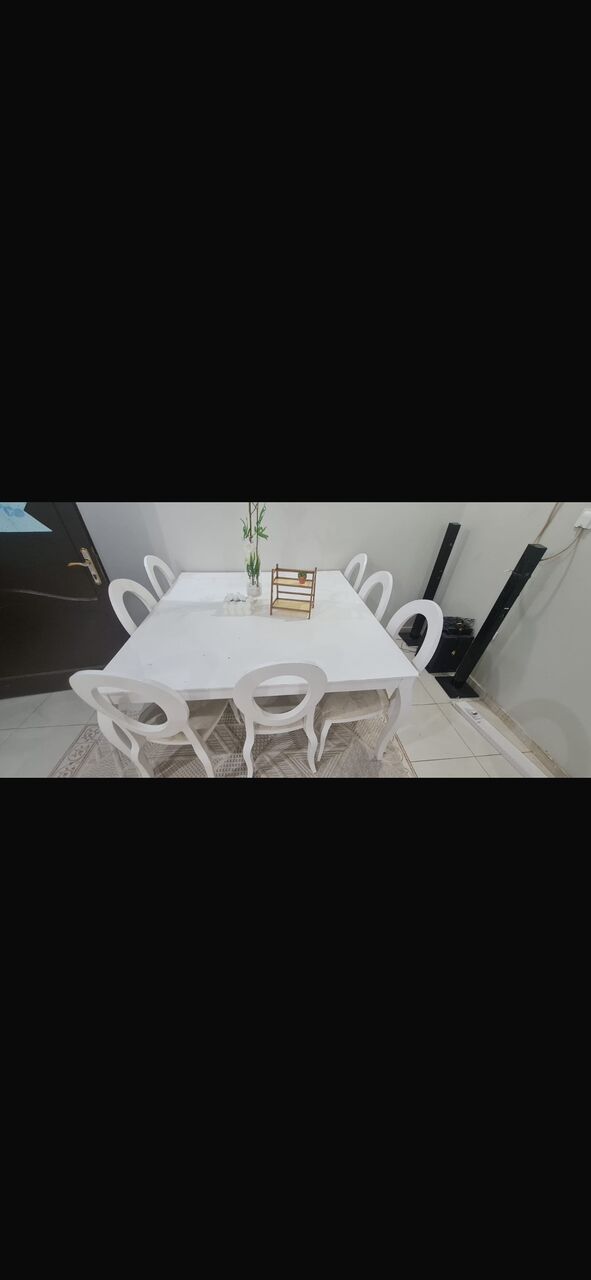 Jeddah, Furniture, SAR 800,  Dining Table