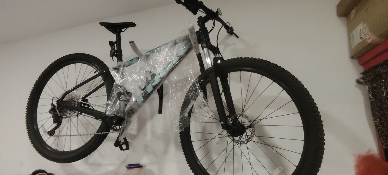 Riyadh, Bicycles, SAR 2400,  Trek Marlin 6 2022 Rarely Used
