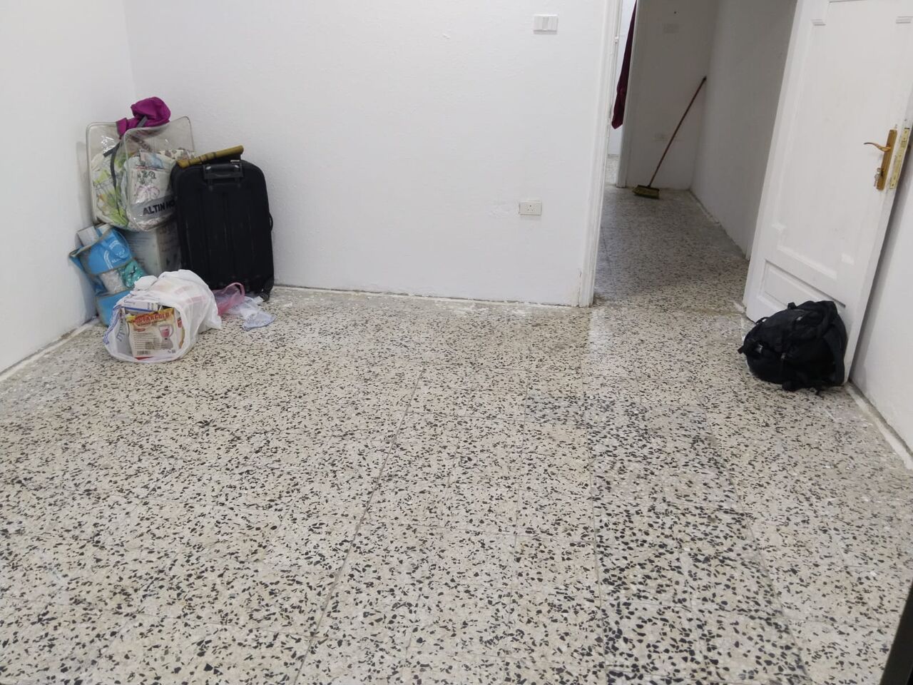 Jeddah, Rooms for Rent, SAR 1000/month,  Room For Rent (Sharing) &ndash; 2 BHK Apartment