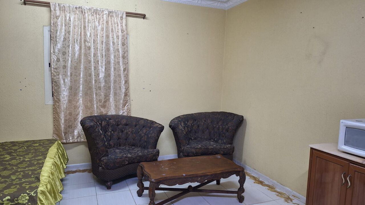 Al Jubail Al Balad, Rooms for Rent, SAR 1300/month,  Furnished,  Subletting A Large Furnished Room With Separate  Entrance ,bath A Kitchen Space