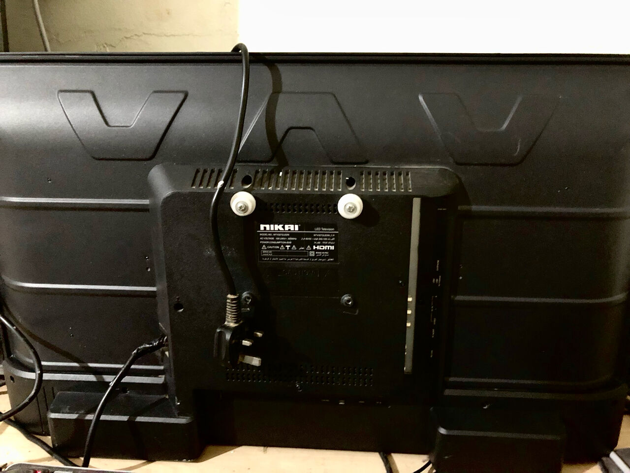 Riyadh, Electronics, SAR 80,  NIKAI TV 32" LED Broken