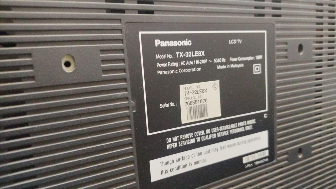 Ras Rumman, Electronics, Urgently For Sale: Panasonic 32-Inch LCD TV