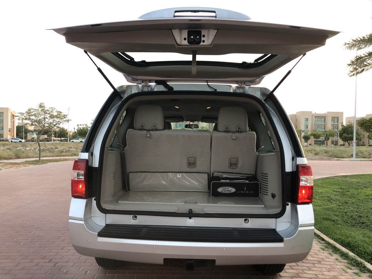 Jubail, Vehicles, Cars & Trucks , SAR 97000,  2014 Ford Expedition, Single Owner, Kept In Storage, Low Mileage (only 13,000 Km).,  2014,  13000 KM,  Jubail Down Town