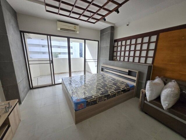Bangkok, Villas, THB 10000,  1 Sq. Meter,  Condo Resort Near Jomtien Beach With Furniture, Rent Only 10,000 Baht.