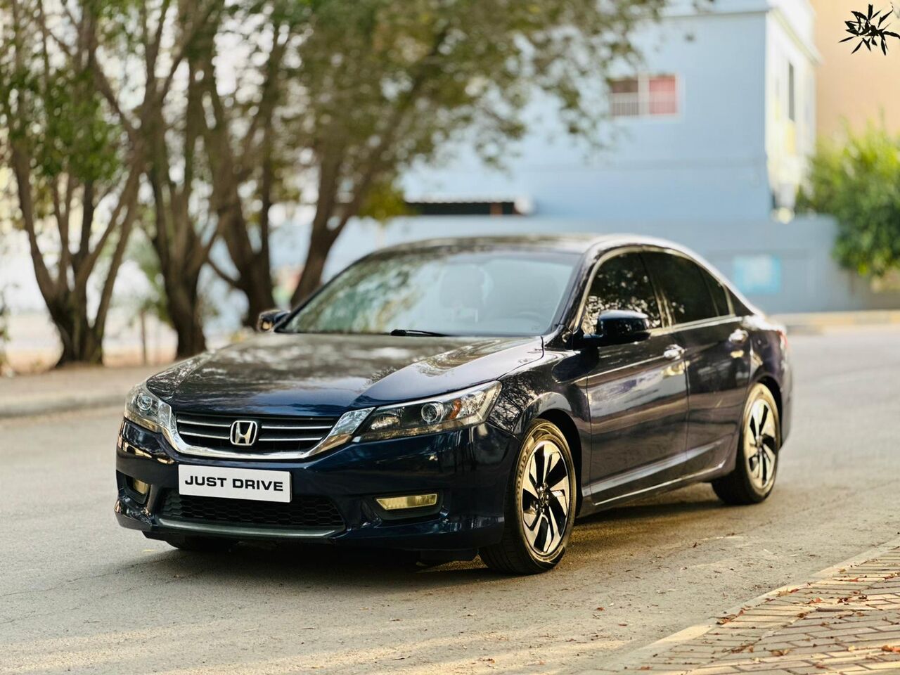 Segaya, Vehicles, Cars & Trucks , BHD 3950,  Honda Accord,  2015,  Automatic,  90000 KM,    MODEL FULL OPTION CALL OR WHATSAPP ON 35400768 ,33665080