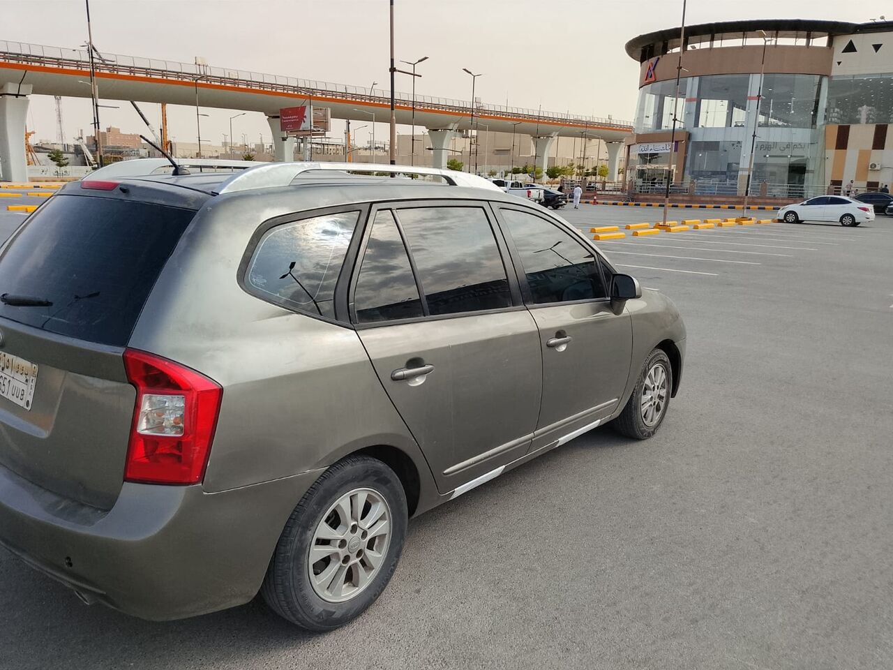 Riyadh, Vehicles, Cars & Trucks , SAR 18000,  Kia Carens,  2013,  Automatic,  370 KM,  Riyadh-swidi