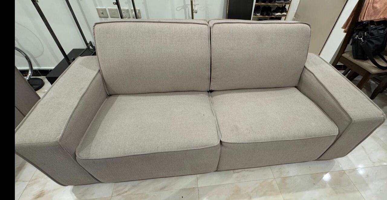 Al Malaz, Furniture, SAR 150,  3 Seater ( Homebox Sofa )
