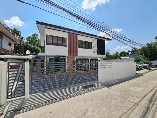 Bangkok, Villas, THB 65000,  92 Sq. Feet,  2-story Detached House For Rent, 92 Sq M., Chokchai 4 Area, Soi 83, Lat Phrao Wang Hin,