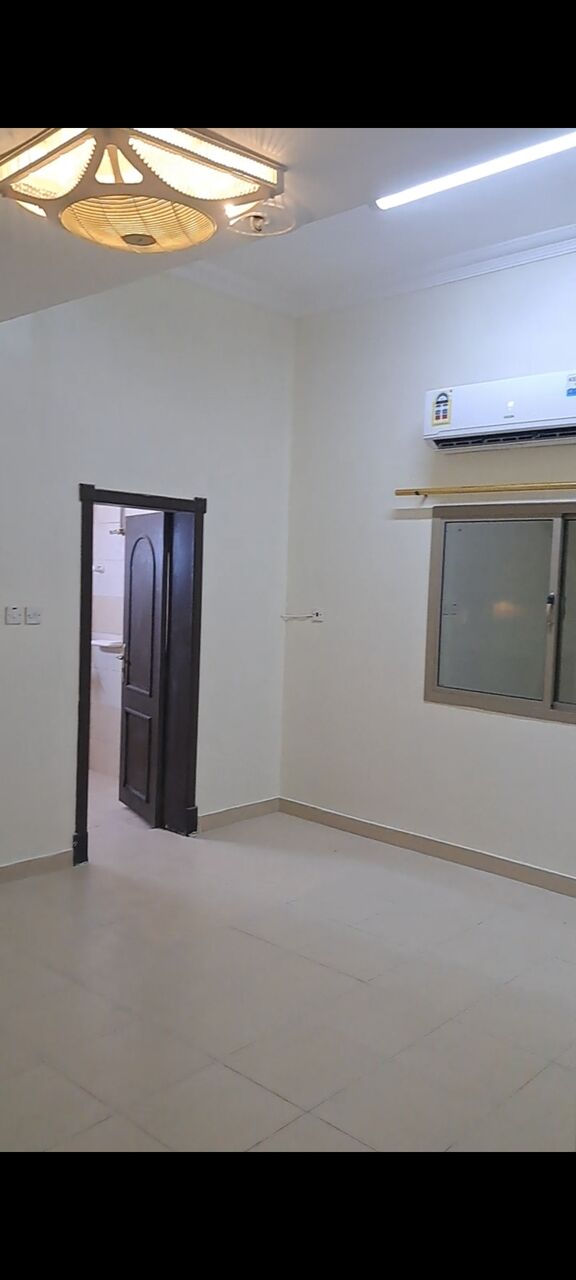 Hidd, Sublets, BHD 220/month,  2 BR,  2 BHK Spacious Family Flat Ground Floor