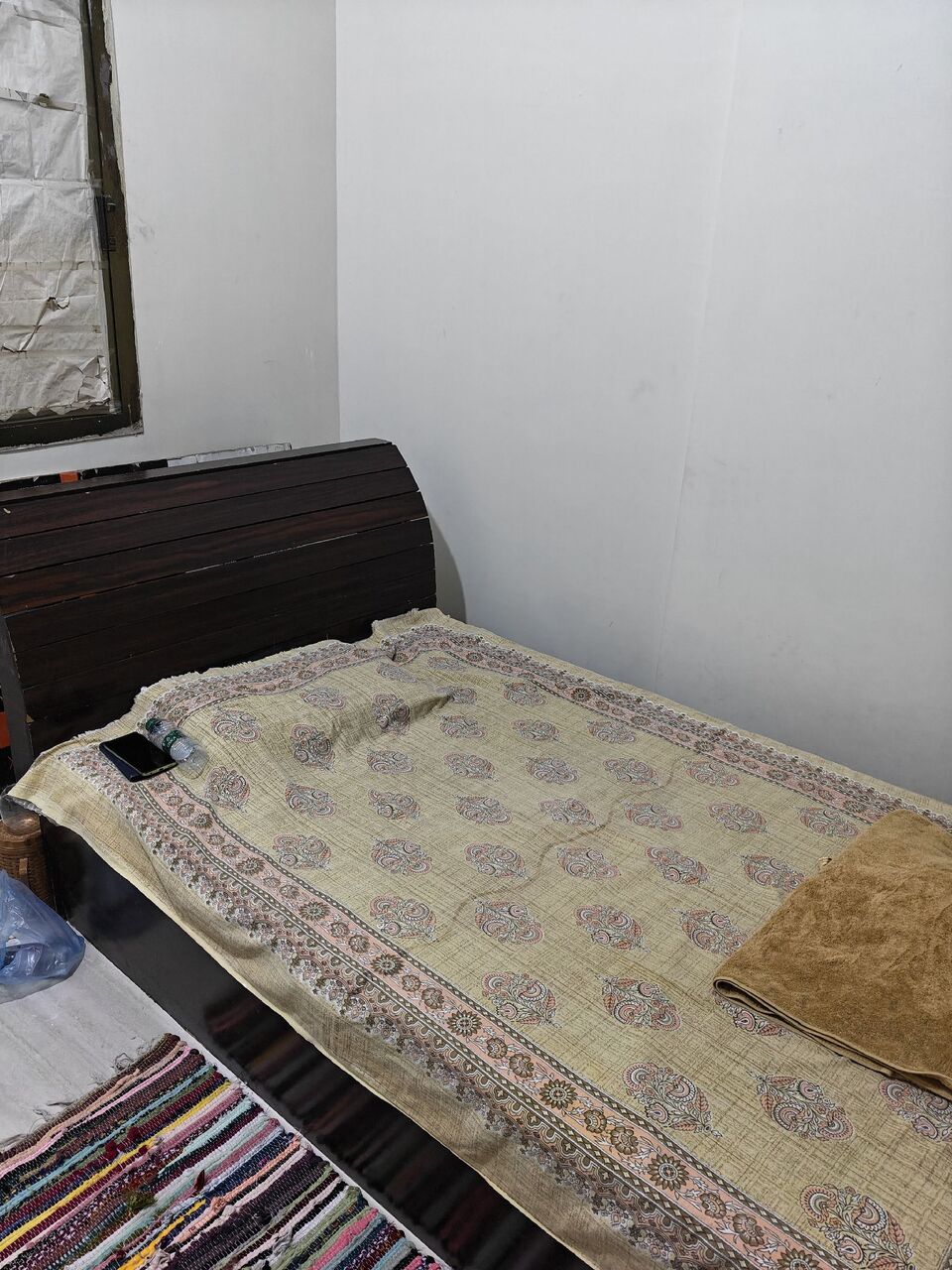 Jeddah, Household Items, SAR 150,  Wooden Bed And Mattress For Sell❗200 Both