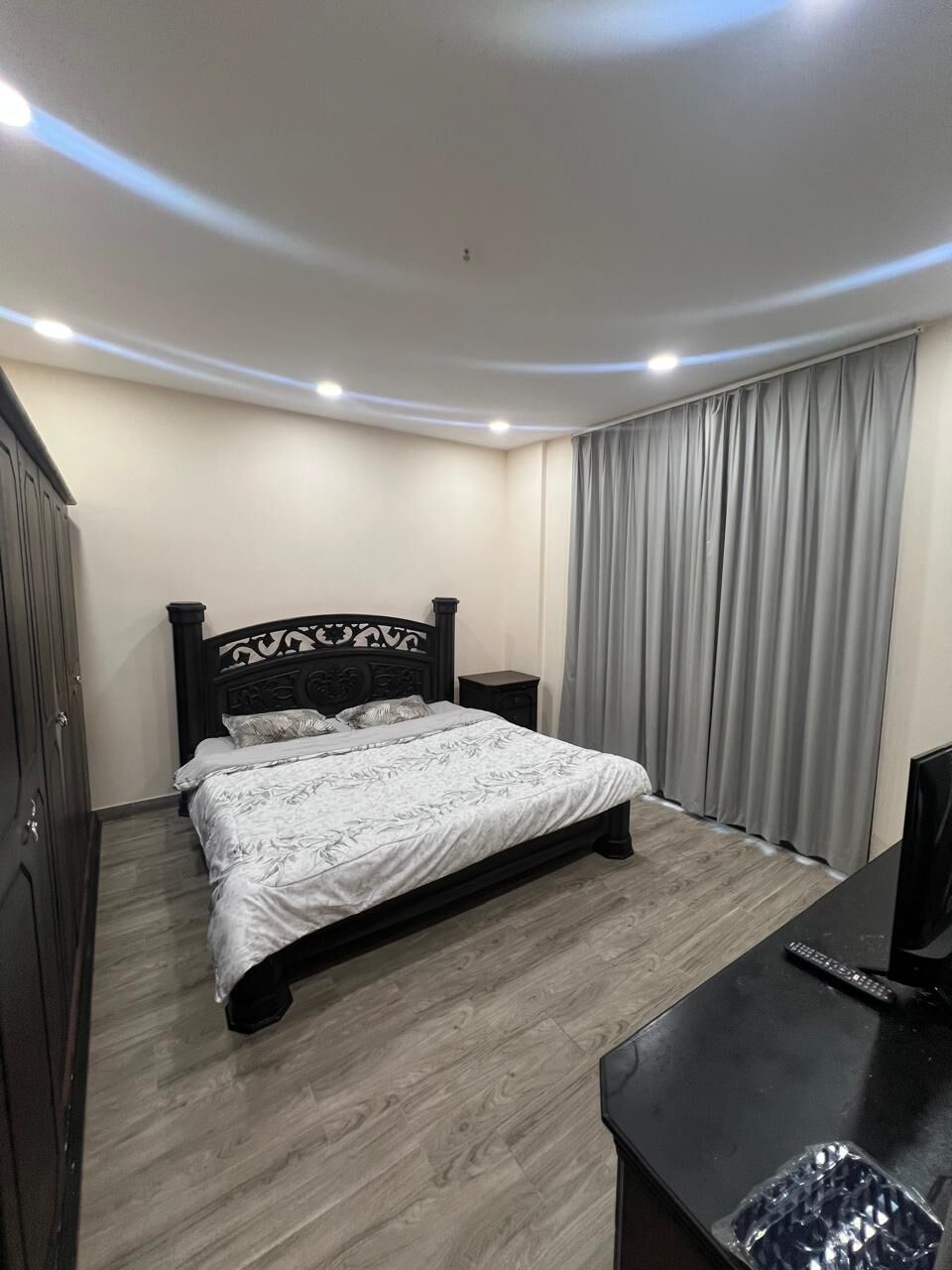 Manama, Apartments, Flats, Houses & Villas, BHD 250/month,  Furnished,  1 BR,  112 Sq. Meter,  Flat For Rent
