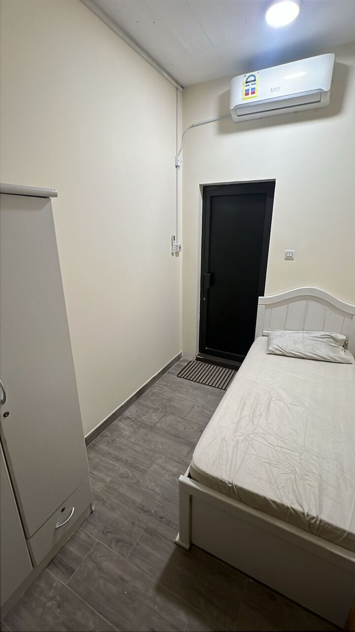 Manama, Apartments, Flats, Houses & Villas, BHD 250/month,  Furnished,  1 BR,  112 Sq. Meter,  Flat For Rent