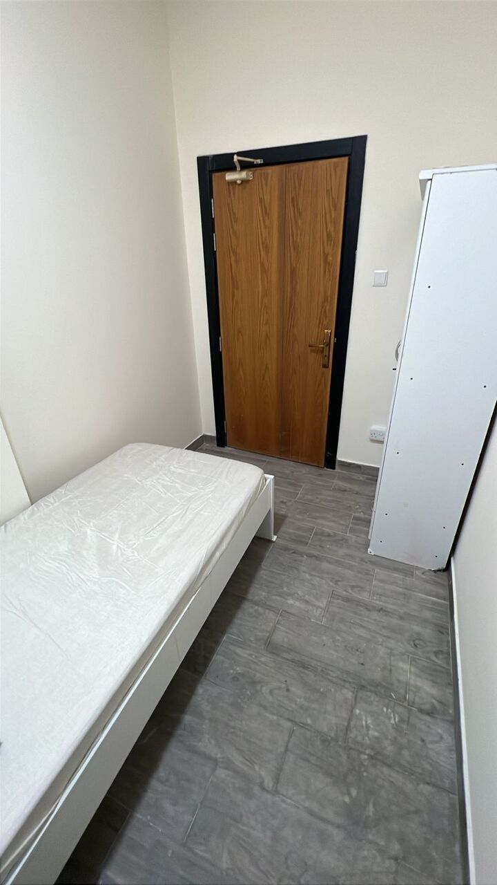 Manama, Apartments, Flats, Houses & Villas, BHD 250/month,  Furnished,  1 BR,  112 Sq. Meter,  Flat For Rent