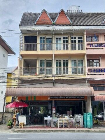 Bangkok, Real Estate For Sale, THB 7900000,  4 BR,  12 Sq. Feet,  Fa Ham Zone, Selling For Only 7.9 Million, 3-story Commercial Building With Mezzanine And