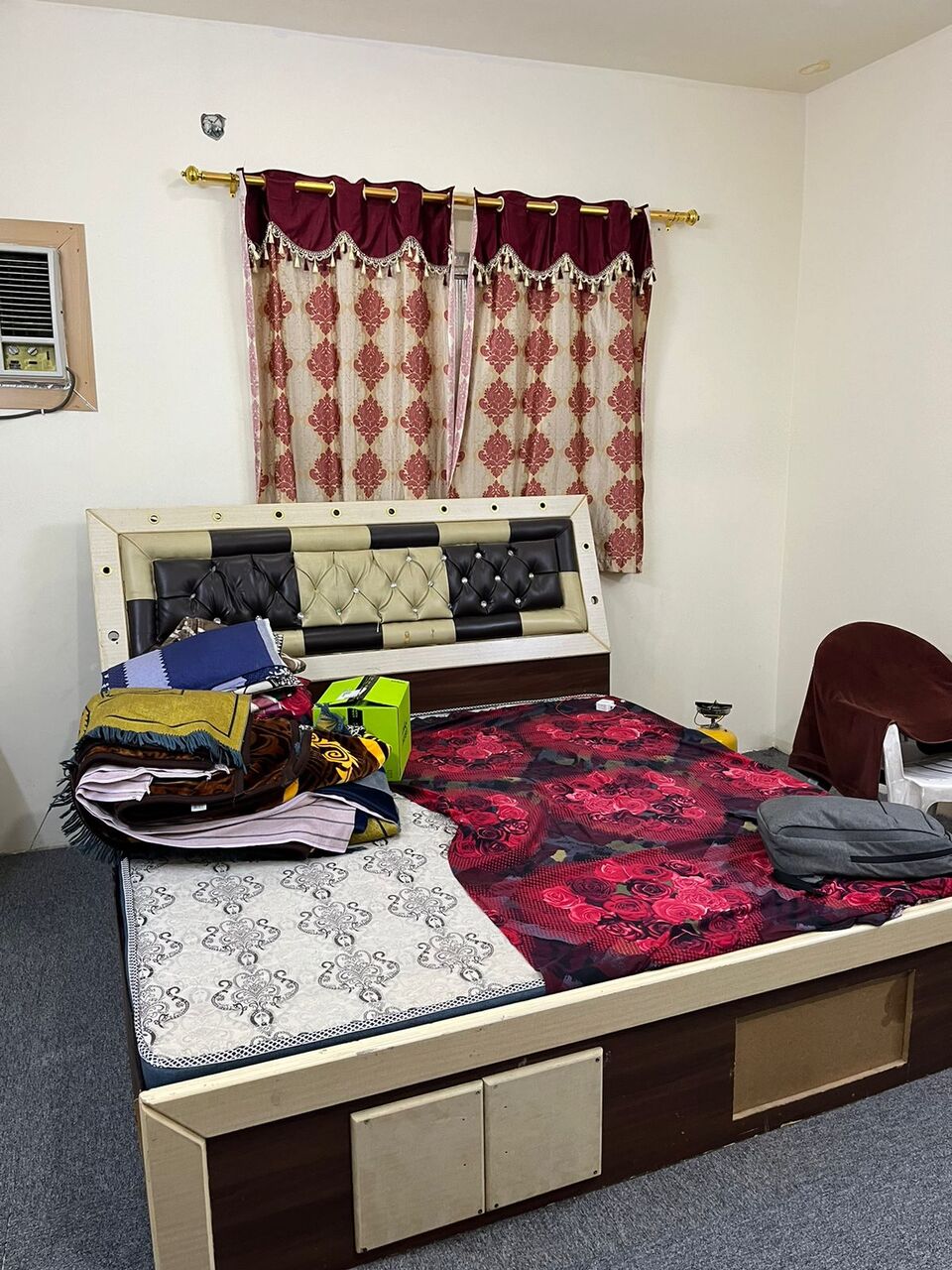 Hara, Rooms for Rent, SAR 1000/month,  I AM OFFERING A SINGLE ROOM AND SEPARATE WASHROOM FOR EXECUTIVE BACHELOR IN A FAMILY FLAT