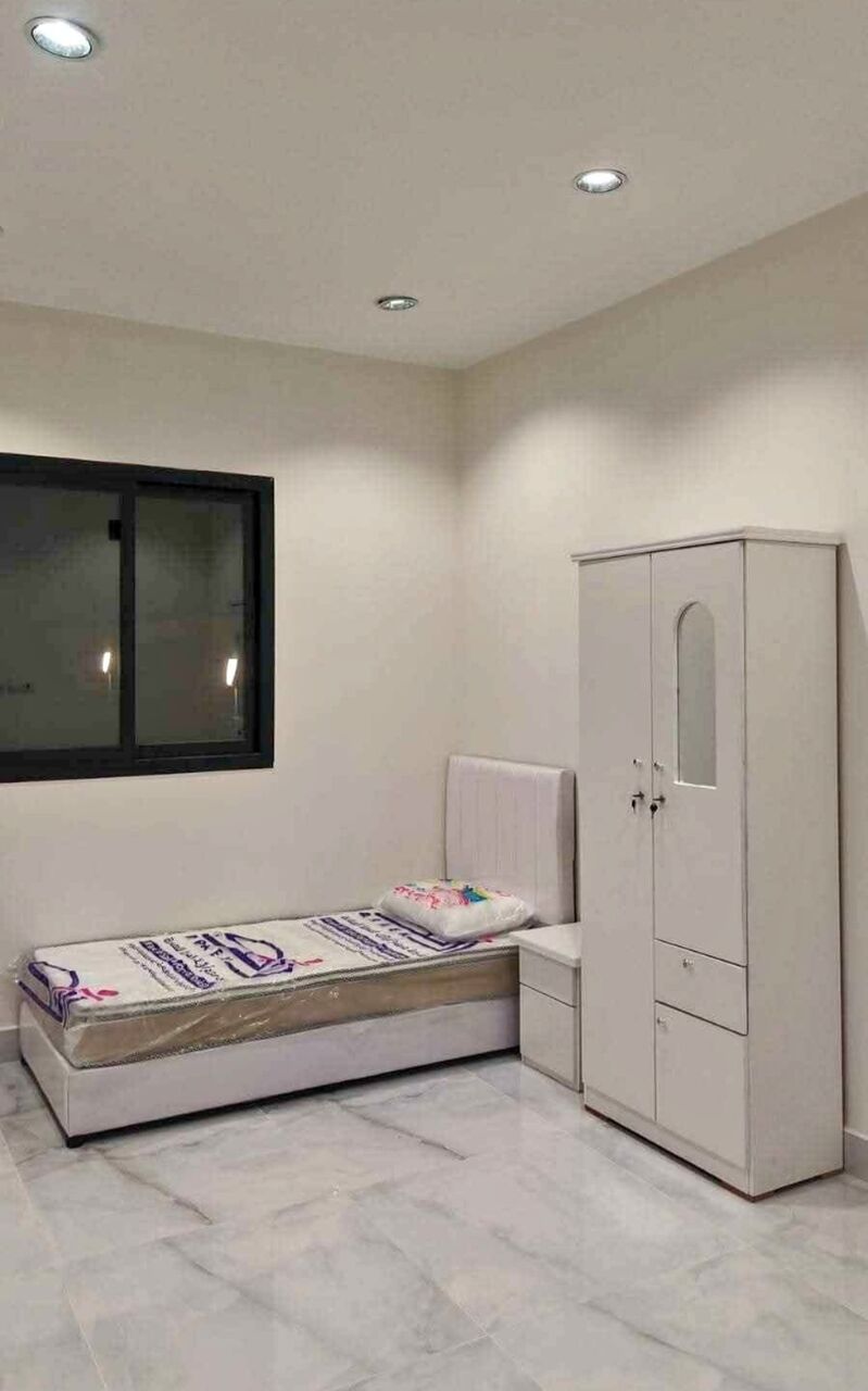 Riyadh, Household Items, SAR 5,  All Bed Sizes Available &ndash; Box & Wooden Beds  Single Bed Double Bed Queen Size Bed