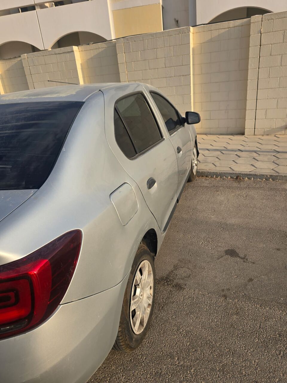 Riyadh, Vehicles, Cars & Trucks , SAR 17000,  Renault Symbol,  2020,  Automatic,  137000 KM,     &ndash; For Sale