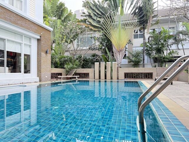 Bangkok, Villas, THB 250000,  1 Sq. Feet,  Single House For Rent, Pool Villa, 400 Sq M, 4 Bedrooms, Sukhumvit 36, Garden Village,
