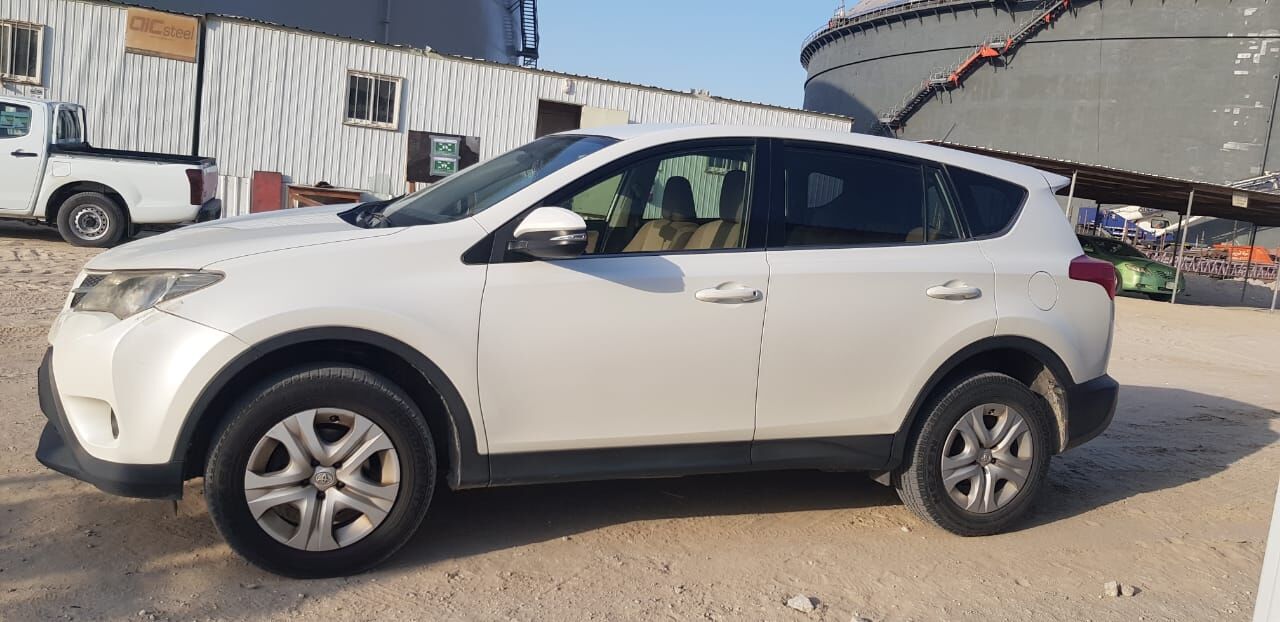 Yanbu, Vehicles, Cars & Trucks , SAR 55000,  Toyota RAV4,  2015,  Automatic,  578 KM,  Toyota Rav 4 For Sale (base Model)
