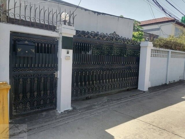 Bangkok, Real Estate For Sale, THB 17820000,  5 BR,  99 Sq. Feet,  House For Sale With Land, 99 Sq M., 5 Bedrooms, Phahonyothin 24, Through Lat Phrao Soi 1