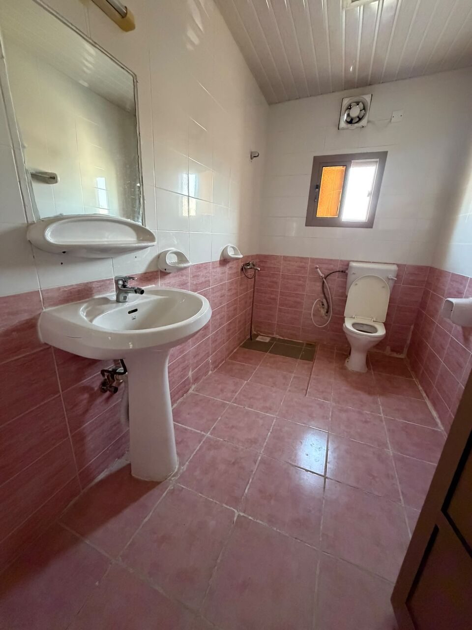 Kabul, Apartments, Flats, Houses & Villas, AFN 150/year,  2 BR,  100 Sq. Meter,  للإيجار شقة في سترة مهزة