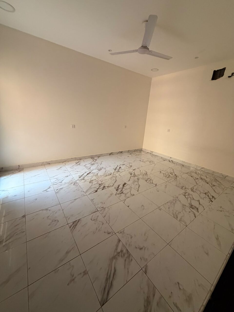 Kabul, Apartments, Flats, Houses & Villas, AFN 200/year,  150 Sq. Meter,  للإيجار شقة راقية وفخمة في الشاخورة