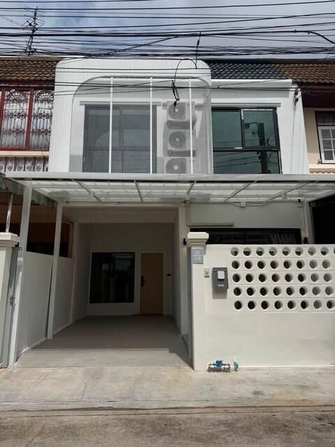 Bangkok, Villas, THB 58000,  22 Sq. Feet,  Townhouse For Rent, 2 Floors, 22 Sq M, Soi Sukhumvit 48, Khlong Toei District, Near BTS