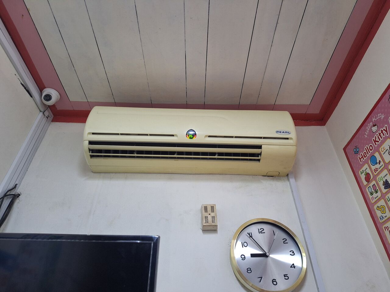 Gudaibiya, Air Conditioners, BHD 110,  Pearl A/c 2.5 Ton For Sale