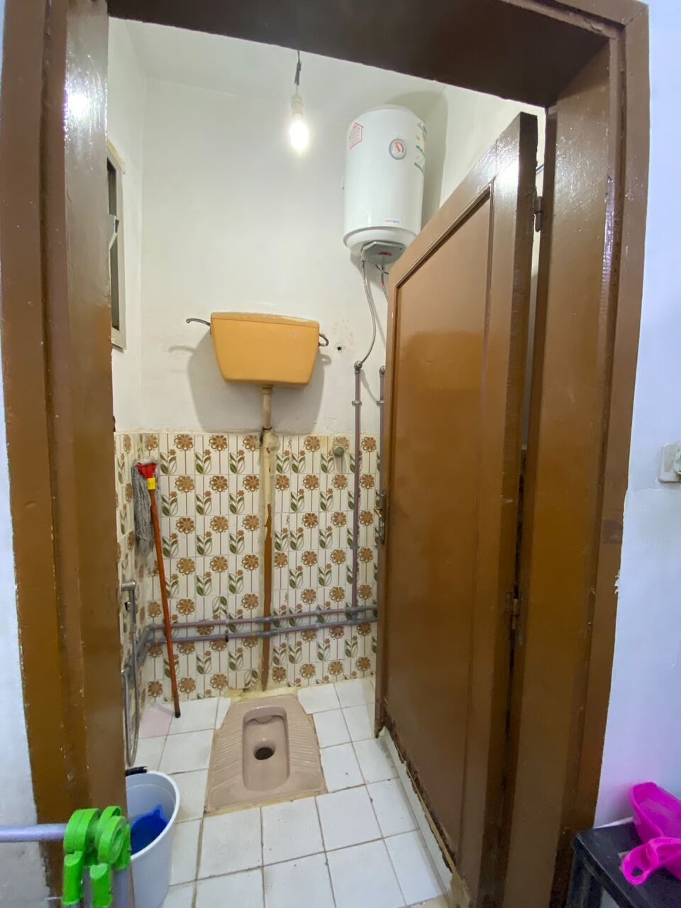 Hara, Rooms for Rent, SAR 800/month,  A Clean And Well-maintained Room Is Available For Rent In A Family Apartment For Bachelors