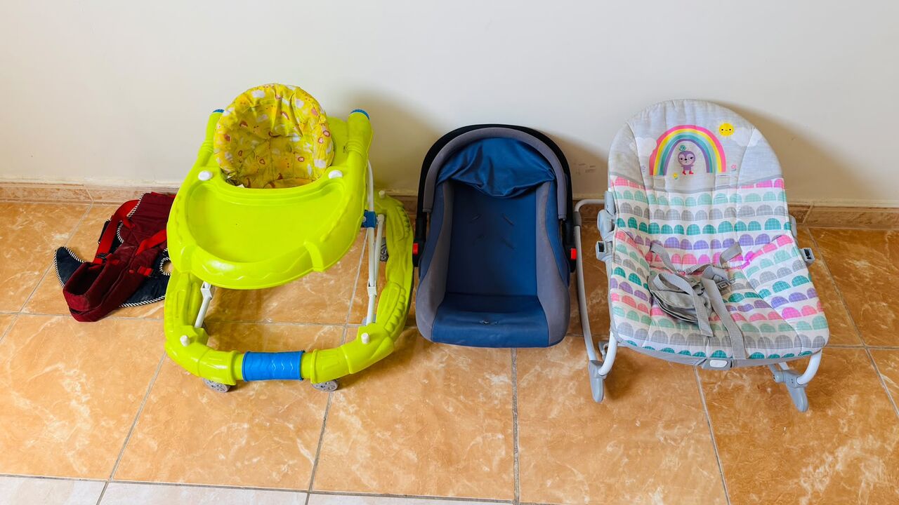 Al Suwaidi, Baby & Kid Stuff, SAR 200,  Car Seat Baby Rocker Baby Walker Baby Carrier