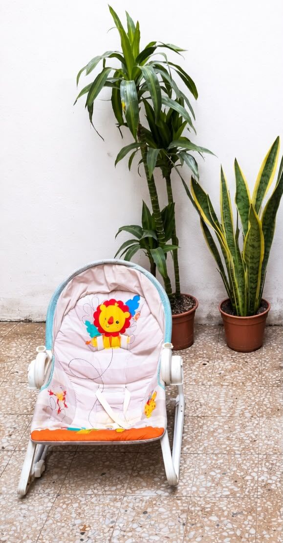 Al Suwaidi, Baby & Kid Stuff, SAR 200,  Car Seat Baby Rocker Baby Walker Baby Carrier