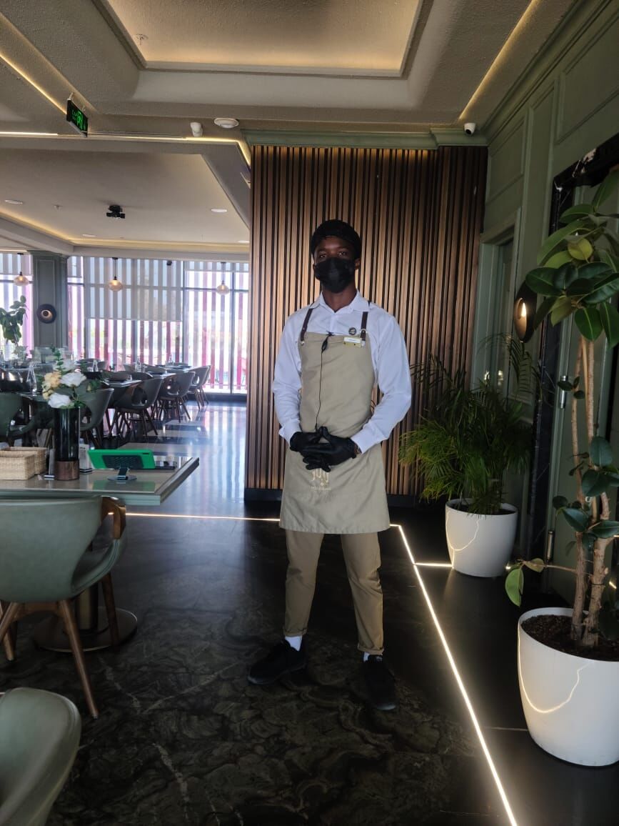 Khobar, Job Seekers, Waiter