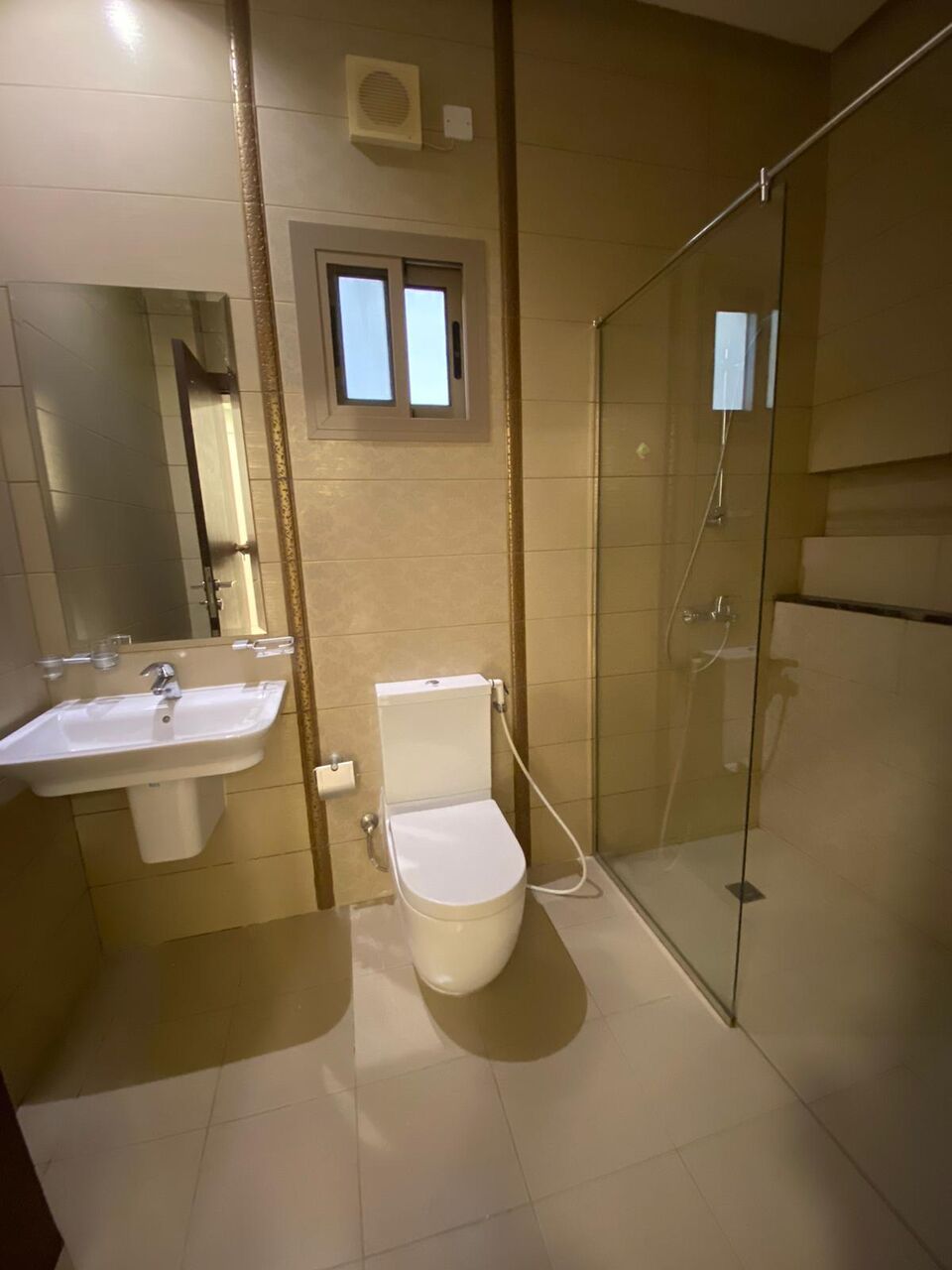 Kabul, Apartments, Flats, Houses & Villas, AFN 350/year,  3 BR,  112 Sq. Meter,  للإيجار شقة في منطقة أبو قوة - مخط- ط سر