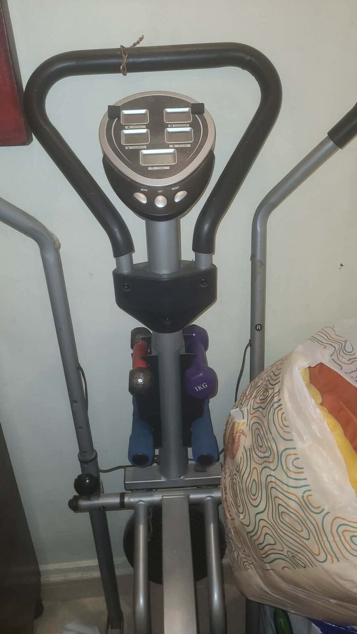 Mushrefah, Health & Beauty Items, SAR 100250350,  Pre-loved Exercise Equipments: Six-Pack Care Abdominal Exercise Machine & Orbitrek Bike
