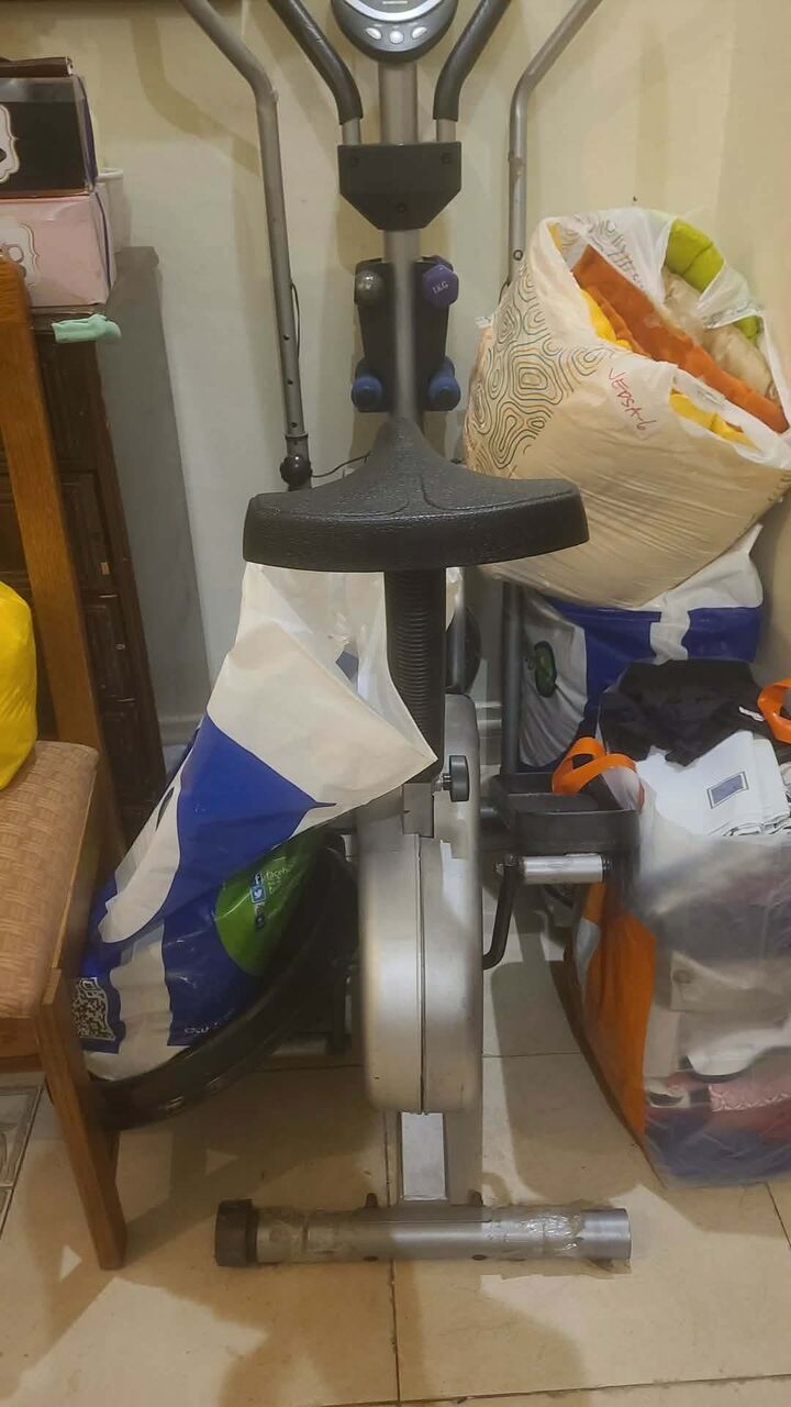 Mushrefah, Health & Beauty Items, SAR 100250350,  Pre-loved Exercise Equipments: Six-Pack Care Abdominal Exercise Machine & Orbitrek Bike