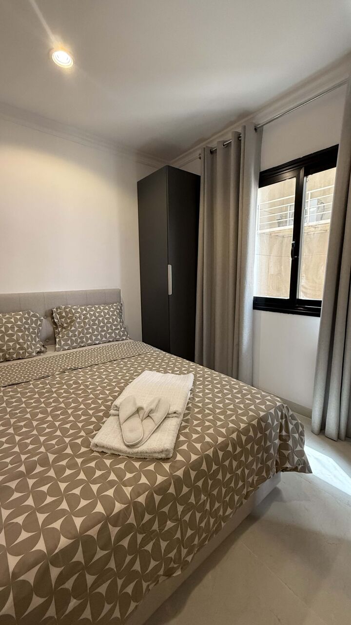 Salmiya, Apartments, Flats, Houses & Villas, KWD 500/month,  Furnished,  2 BR,  85 Sq. Meter,  Well Furnished 2 Bedroom Apartment In Salmiya, Kuwait
