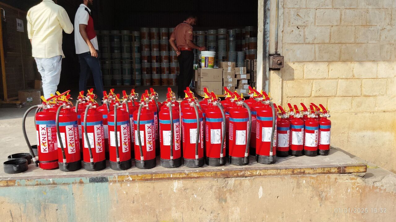 Dammam, Business, 06 Kg, Dcp, Fire Extinguishers Bulk Stock Available In Dammam