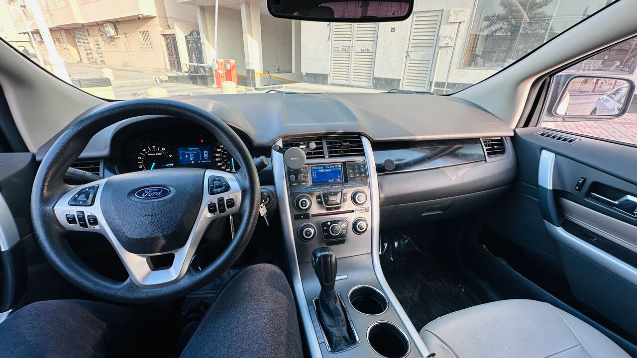 Hara, Vehicles, Cars & Trucks , SAR 35000,  Ford Edge,  2013,  Automatic,  174566 KM,    Basic